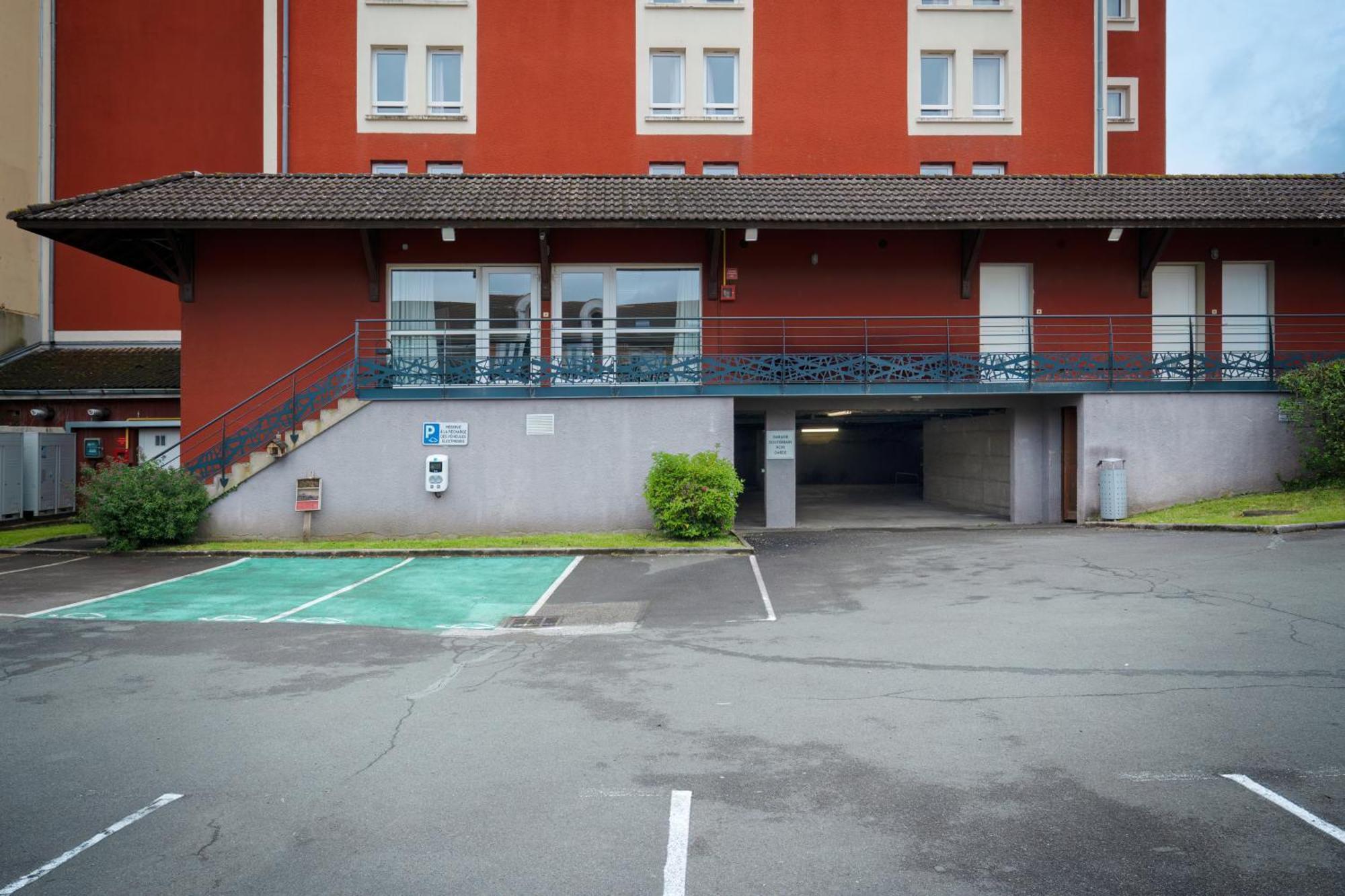 Kyriad Belfort Centre Gare Exterior foto